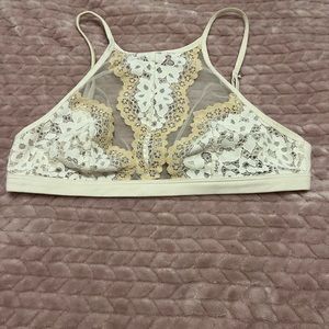 Victoria’s Secret beautiful bralette size small